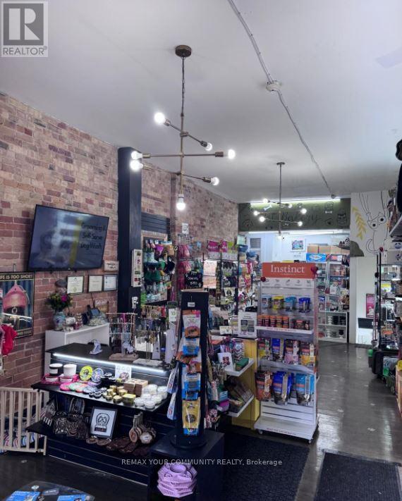 2741 Dundas Street W, Toronto, Ontario  M6P 1Y1 - Photo 2 - W12717776