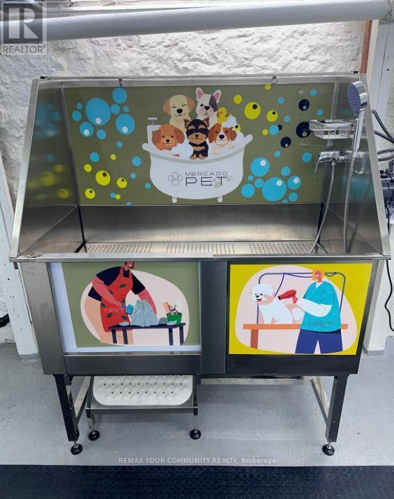 2741 Dundas Street W, Toronto, Ontario  M6P 1Y1 - Photo 9 - W12717776