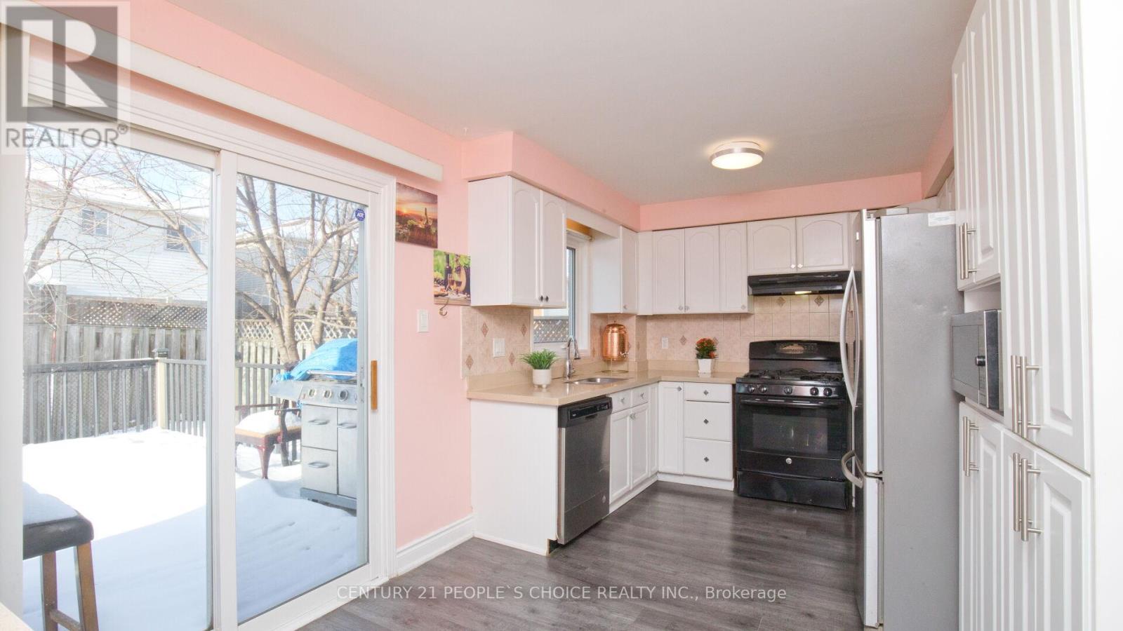 70 Tulip Drive, Brampton, Ontario  L6Y 3W7 - Photo 15 - W12717782