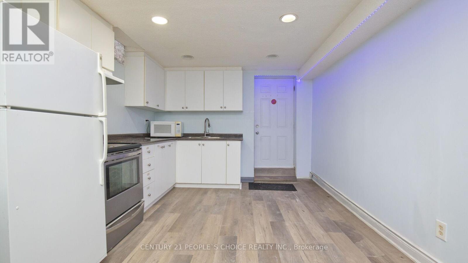 70 Tulip Drive, Brampton, Ontario  L6Y 3W7 - Photo 35 - W12717782