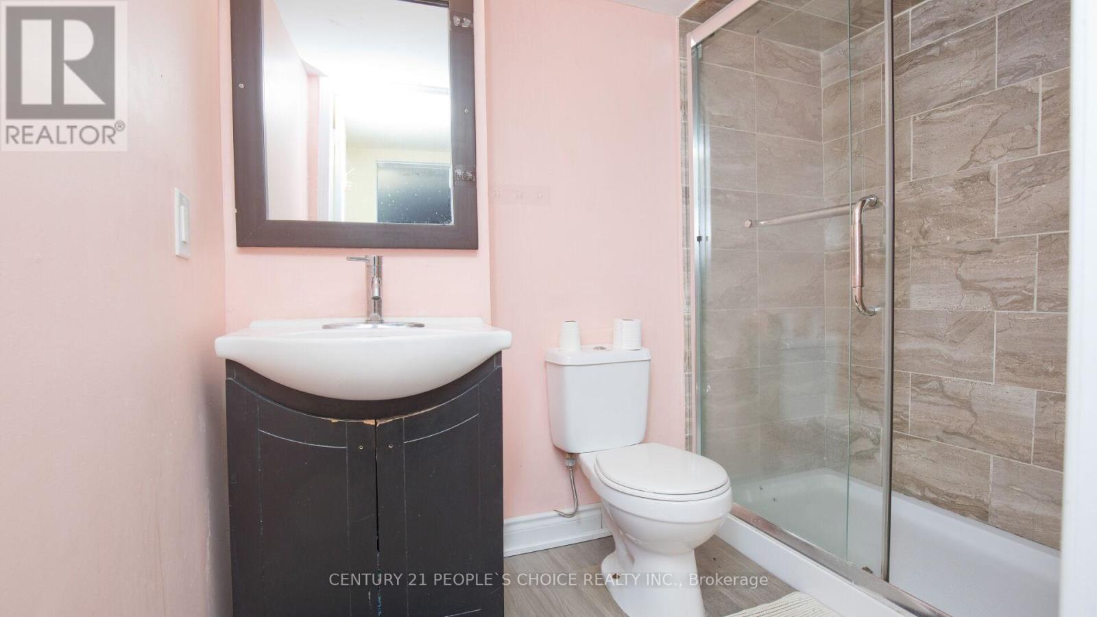 70 Tulip Drive, Brampton, Ontario  L6Y 3W7 - Photo 38 - W12717782