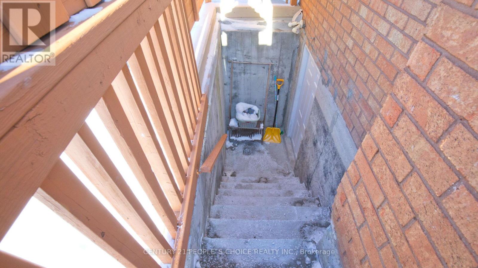 70 Tulip Drive, Brampton, Ontario  L6Y 3W7 - Photo 41 - W12717782