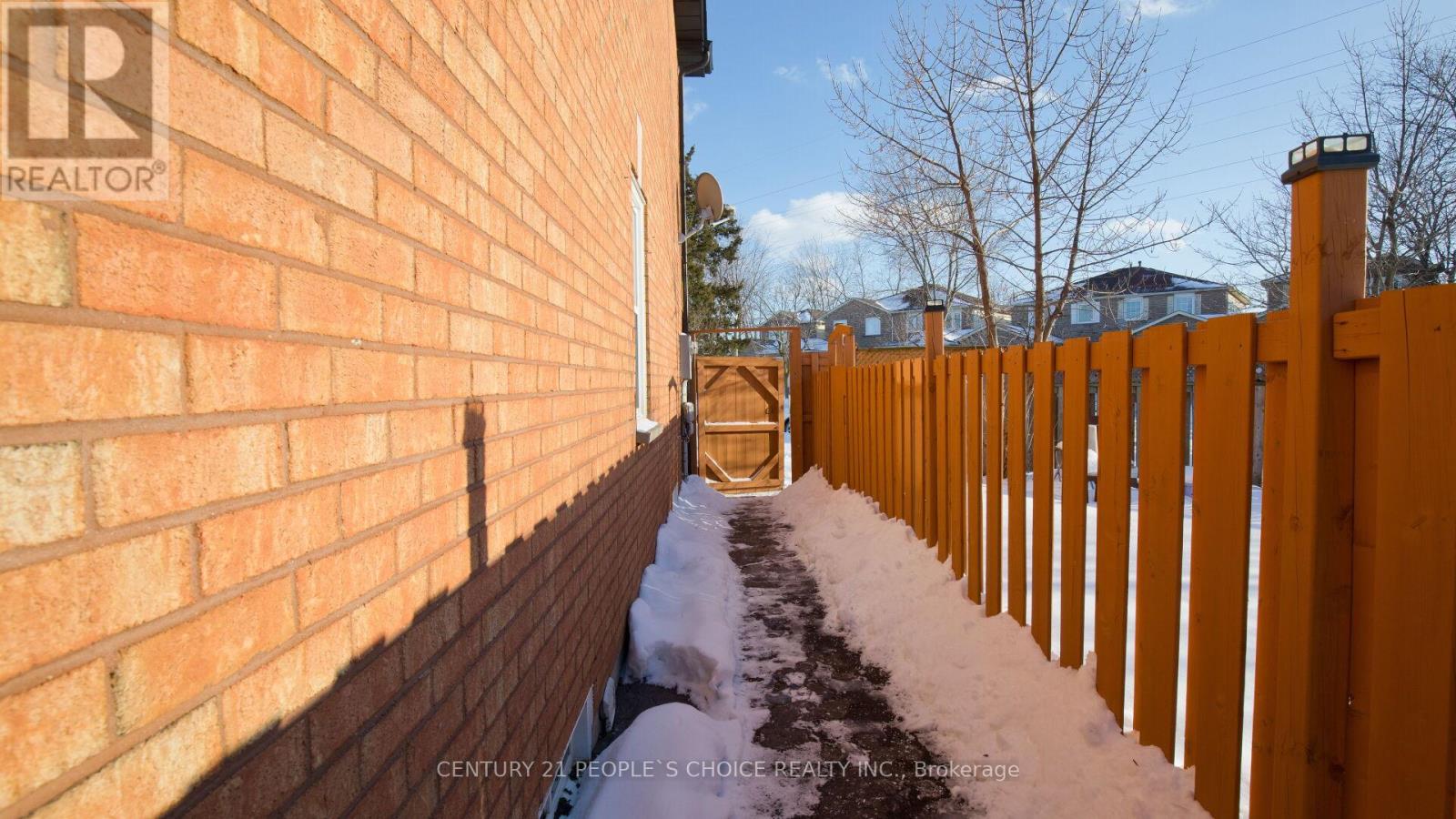 70 Tulip Drive, Brampton, Ontario  L6Y 3W7 - Photo 43 - W12717782