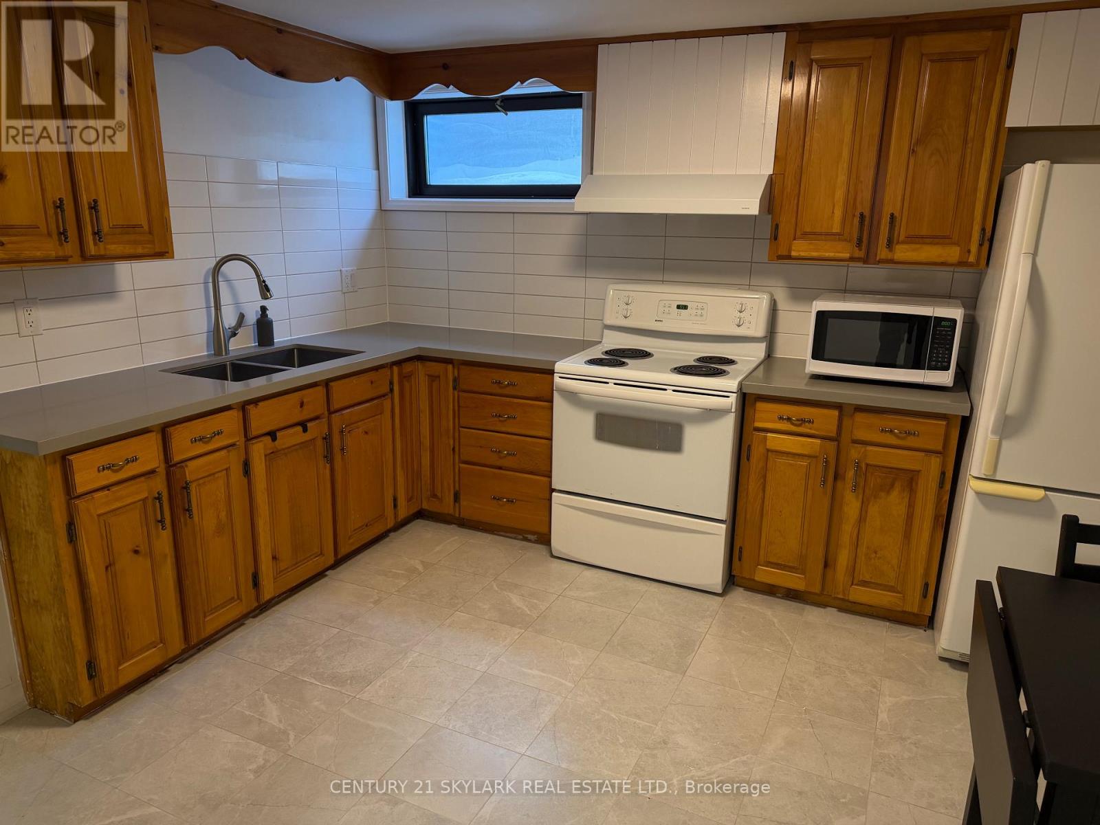 Basement - 69 Princeton Terrace, Brampton, Ontario  L6S 3S5 - Photo 2 - W12717784