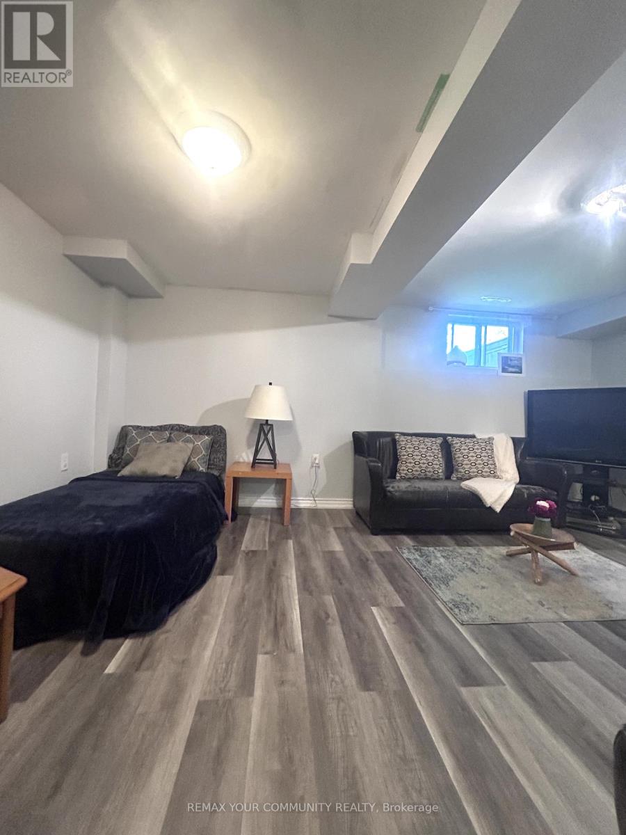 Basement - 3086 Pendleton Road, Mississauga, Ontario  L5N 7C6 - Photo 5 - W12717824