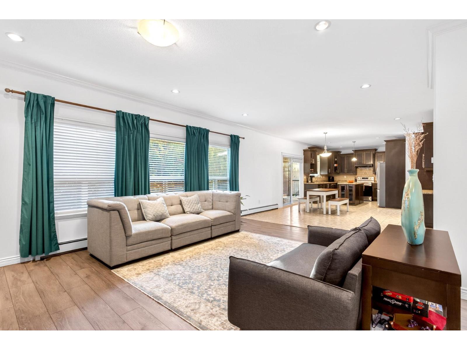 7227 202 Street, Langley, British Columbia  V2Y 3G4 - Photo 10 - R3081838