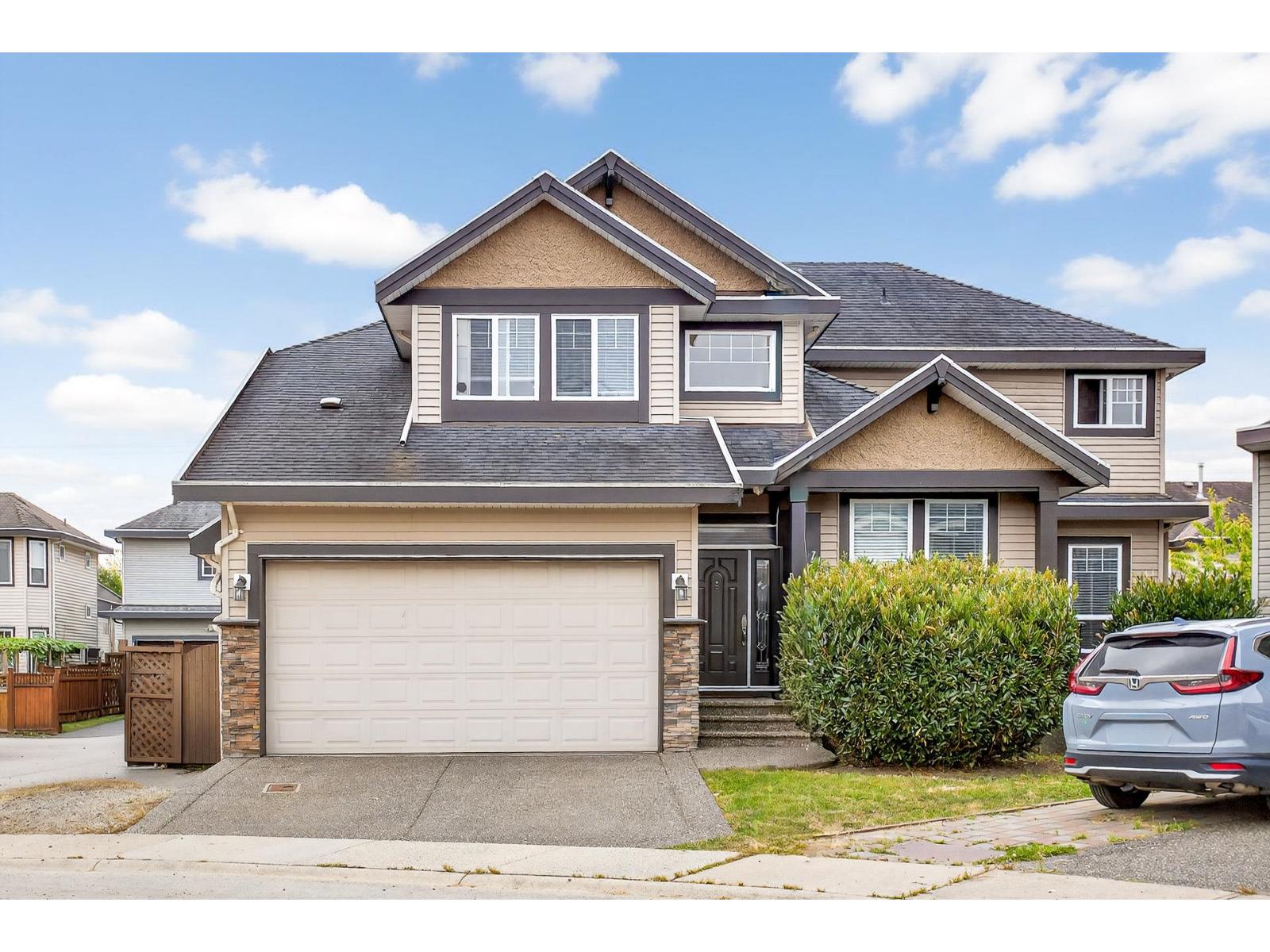 7227 202 Street, Langley, British Columbia  V2Y 3G4 - Photo 2 - R3081838