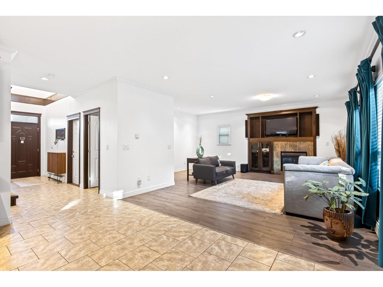 7227 202 Street, Langley, British Columbia  V2Y 3G4 - Photo 9 - R3081838