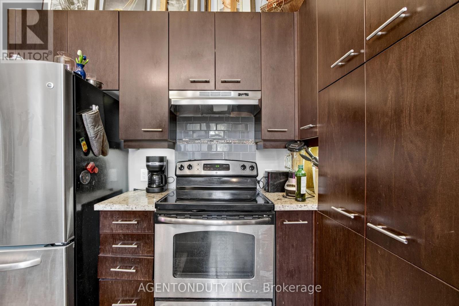 101 - 24 Cedar Street, Cambridge, Ontario  N1S 0B2 - Photo 11 - X12717820