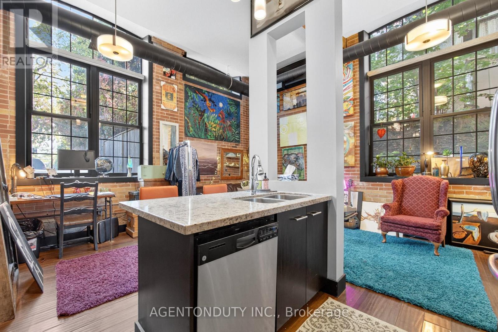 101 - 24 Cedar Street, Cambridge, Ontario  N1S 0B2 - Photo 12 - X12717820