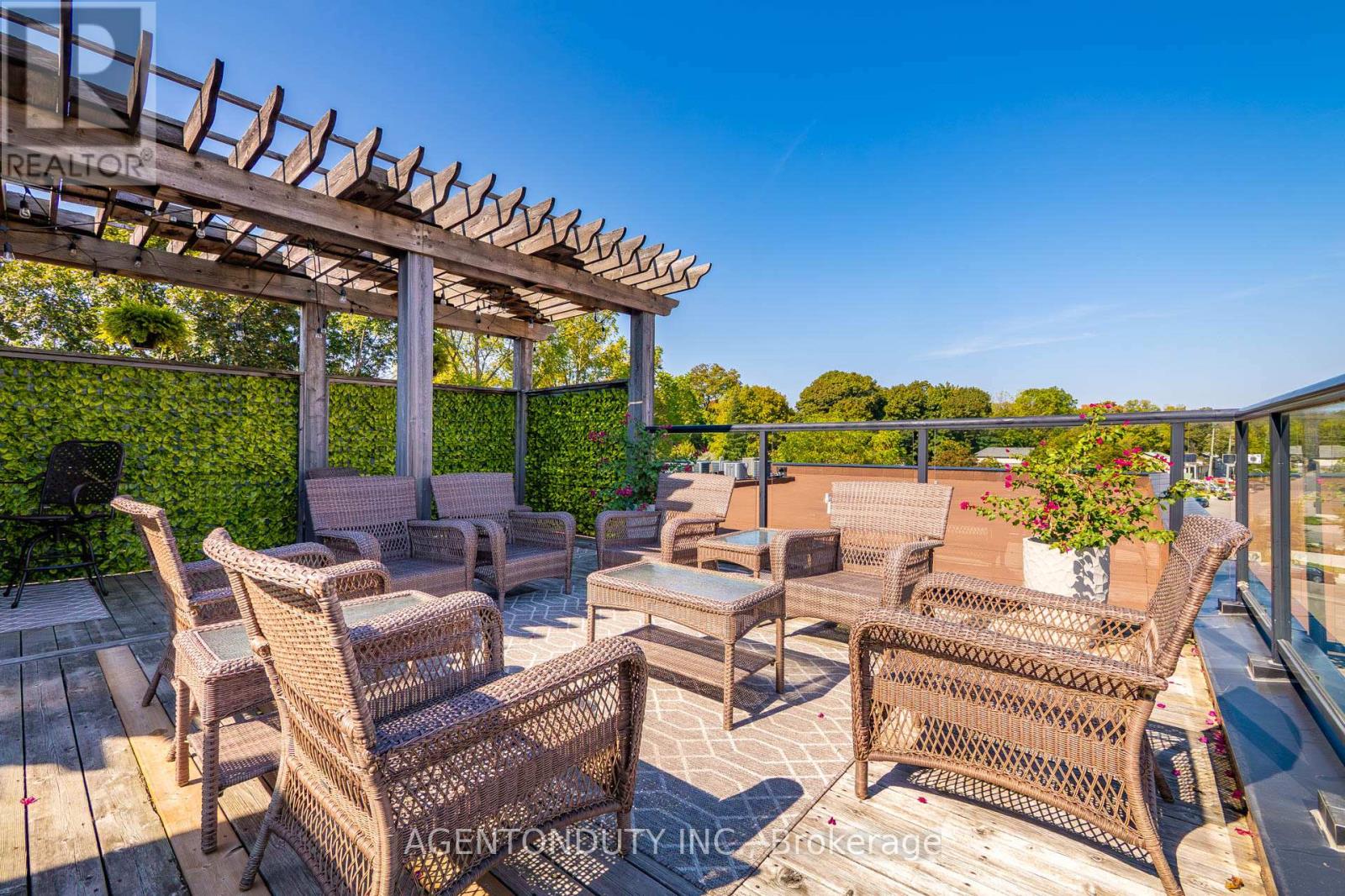 101 - 24 Cedar Street, Cambridge, Ontario  N1S 0B2 - Photo 30 - X12717820