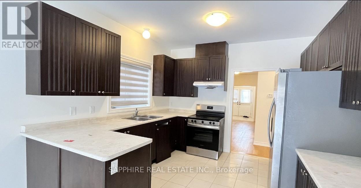 25 Huntsworth Avenue, Thorold, Ontario  L2V 0N2 - Photo 4 - X12717844