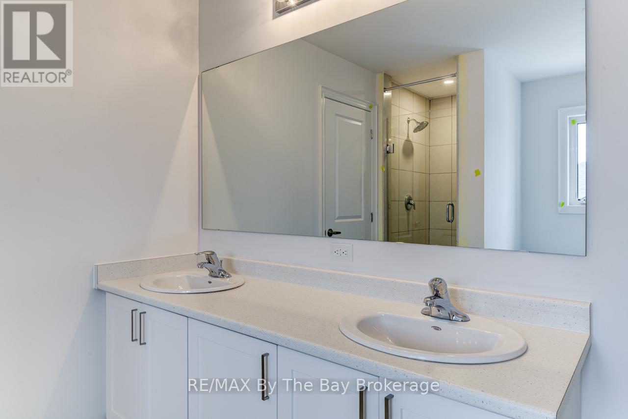 12 Misty Ridge Road, Wasaga Beach, Ontario L9Z 0R8 - Photo 29 - S12432491