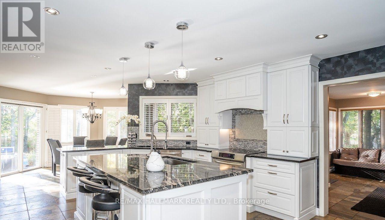 126 Babcombe Drive, Markham, Ontario  L3T 1N1 - Photo 10 - N12717704