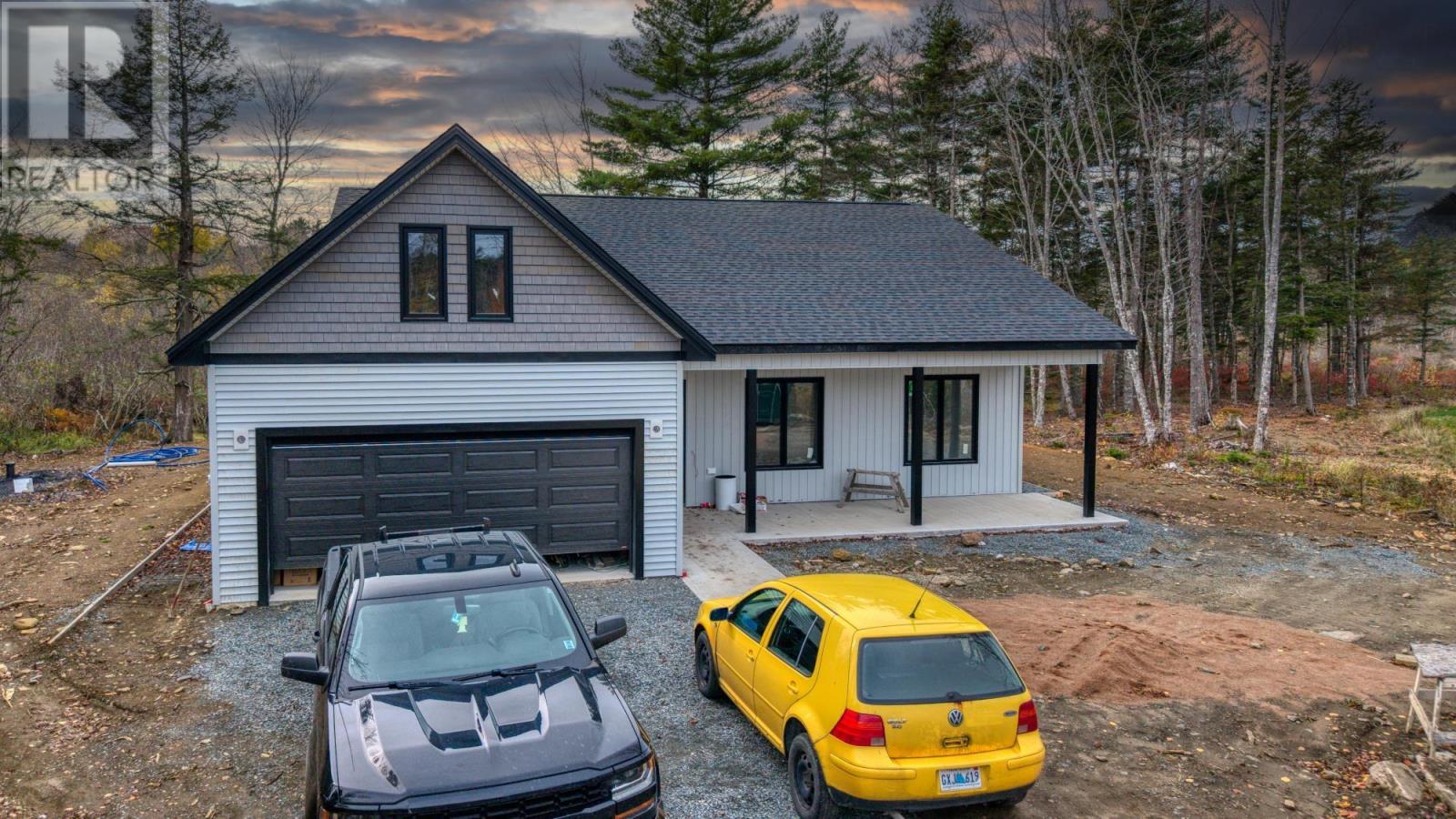 17 Soleil Crescent, Conquerall Mills, Nova Scotia  B4V 9H3 - Photo 2 - 202601261