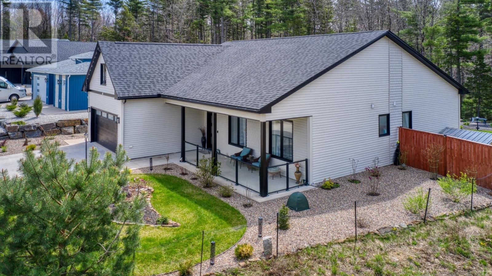 17 Soleil Crescent, Conquerall Mills, Nova Scotia  B4V 9H3 - Photo 37 - 202601261