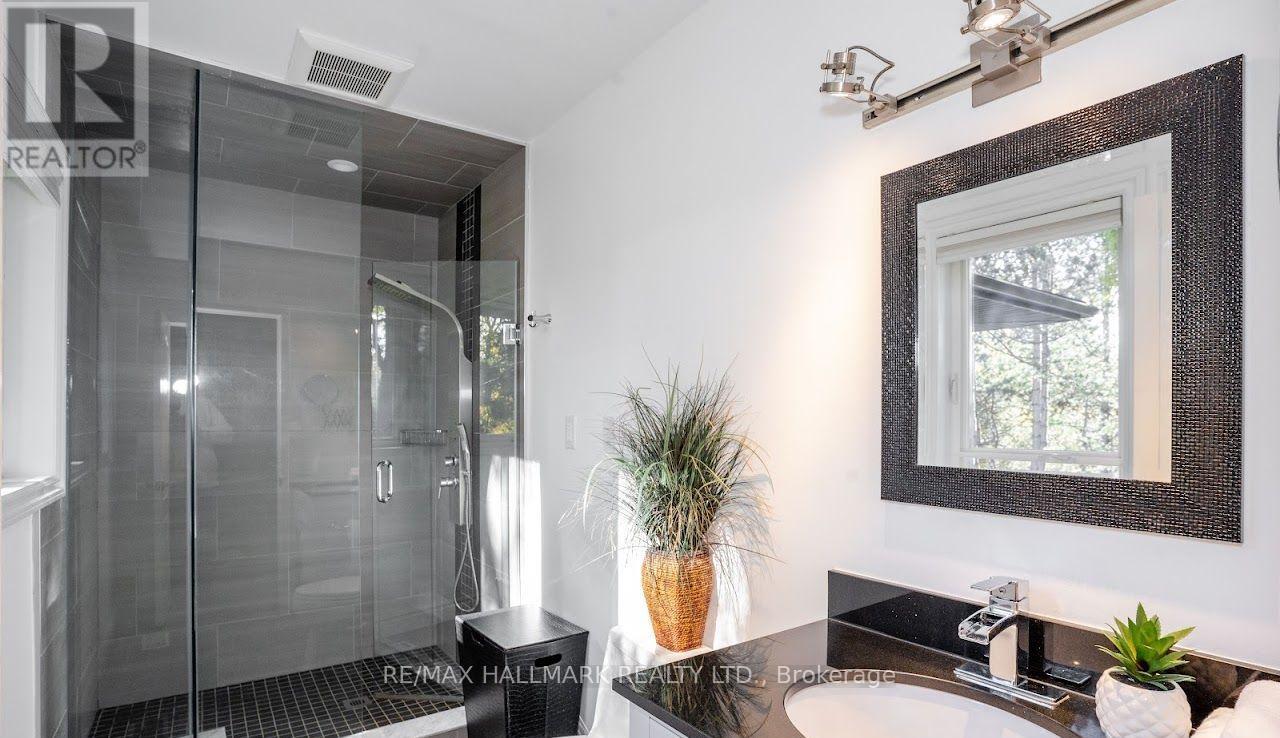 126 Babcombe Drive, Markham, Ontario  L3T 1N1 - Photo 25 - N12717704