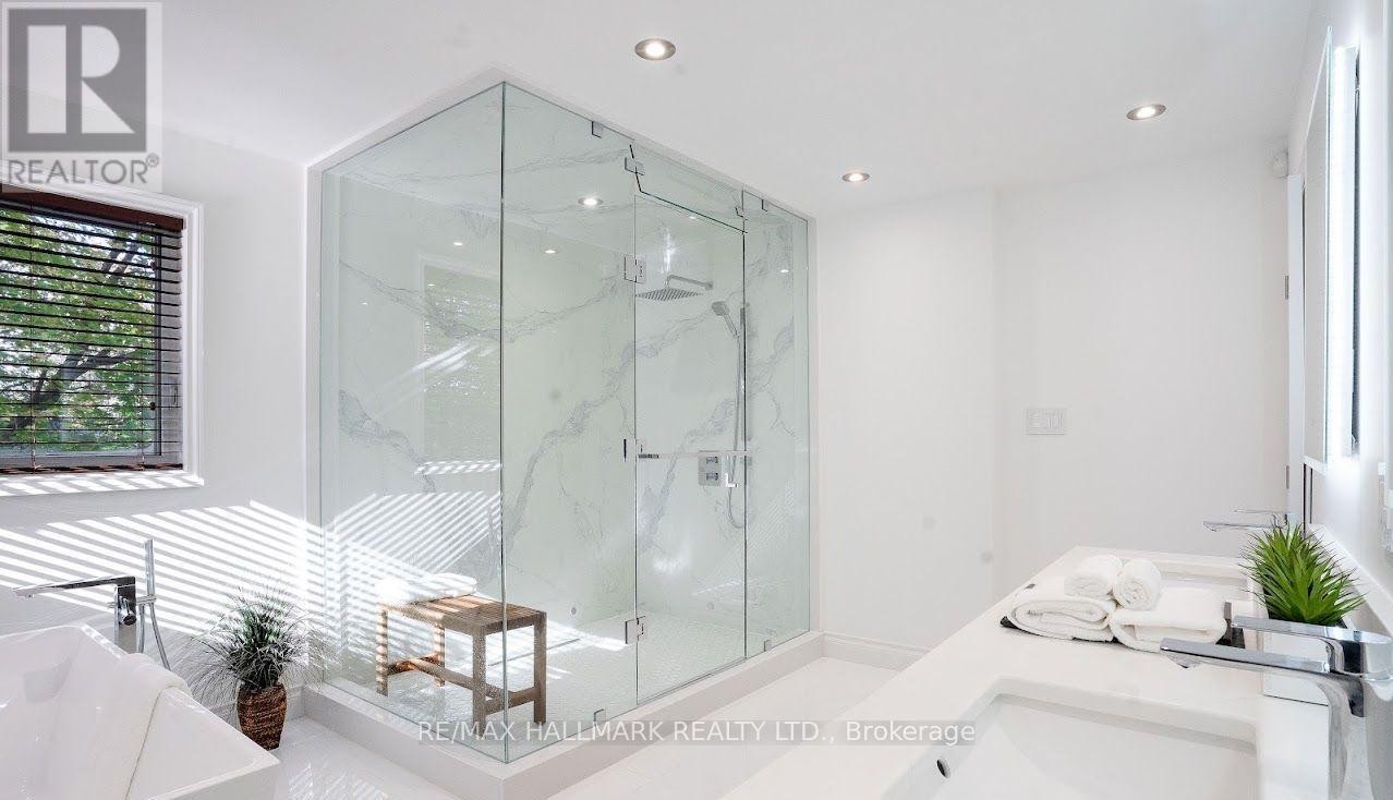 126 Babcombe Drive, Markham, Ontario  L3T 1N1 - Photo 21 - N12717704