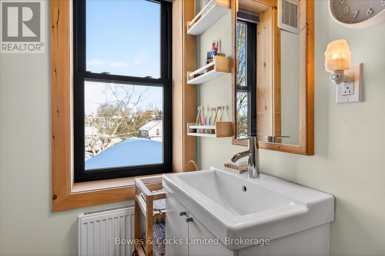 262 Munroe Avenue, Peterborough, Ontario  K9H 1H8 - Photo 27 - X12717876