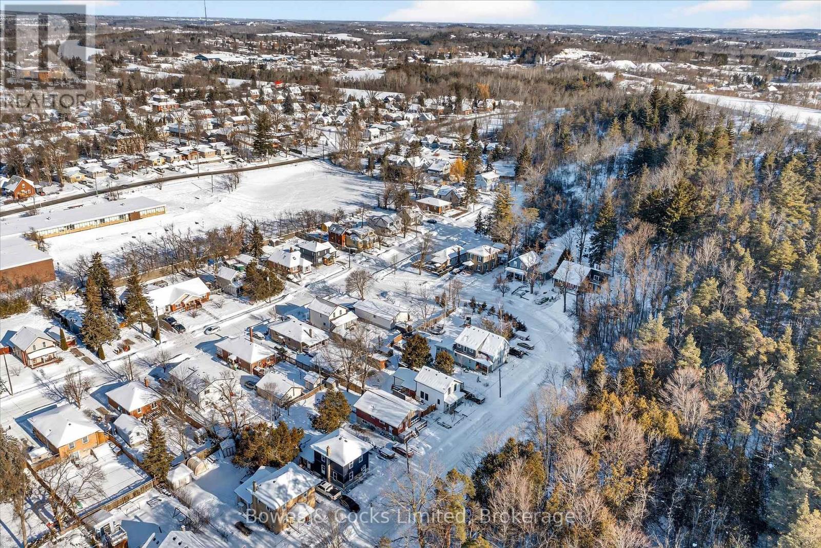 262 Munroe Avenue, Peterborough, Ontario  K9H 1H8 - Photo 46 - X12717876