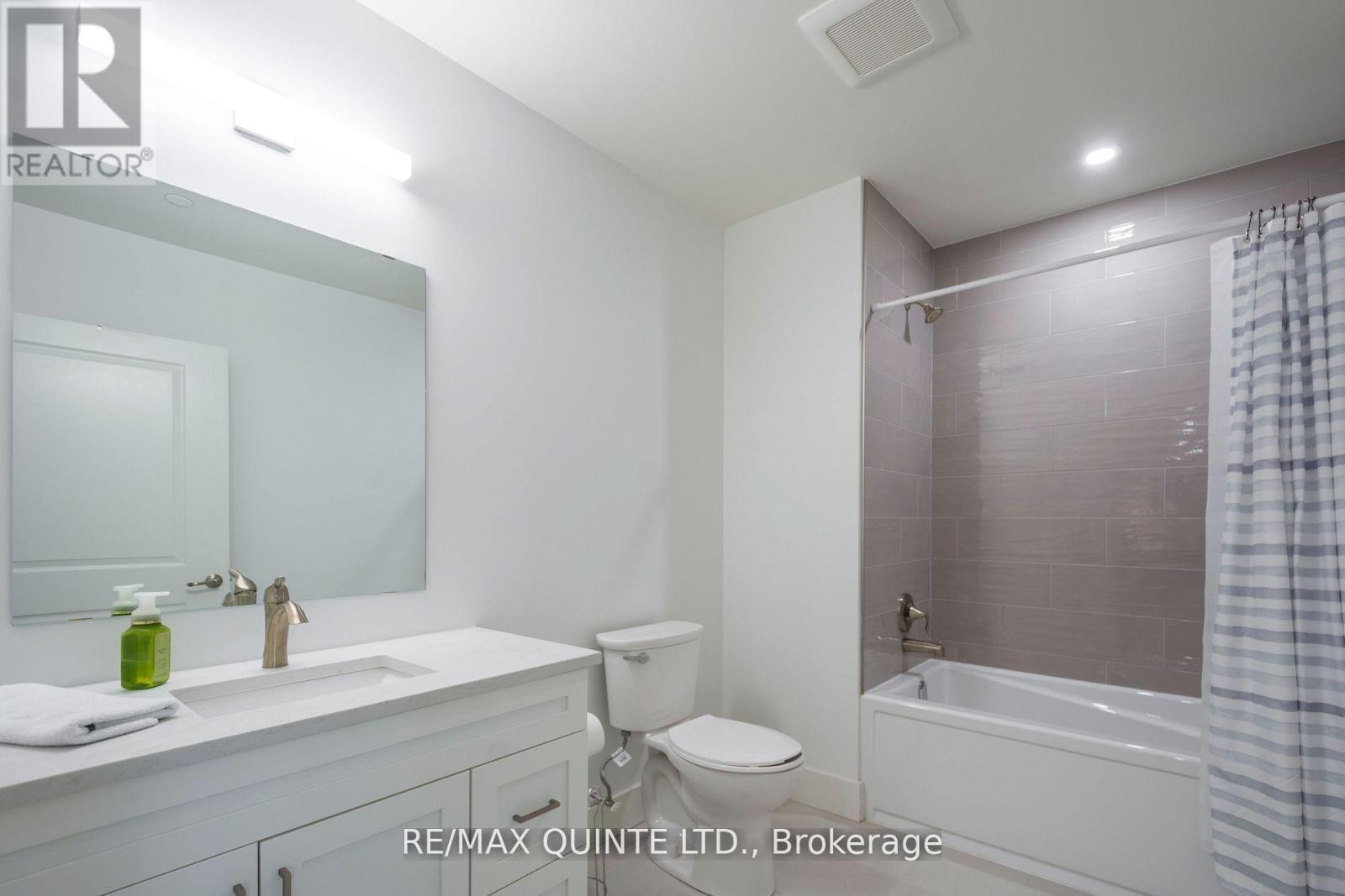 407 - 17 Cleave Avenue, Prince Edward County, Ontario  K0K 2T0 - Photo 25 - X12717960