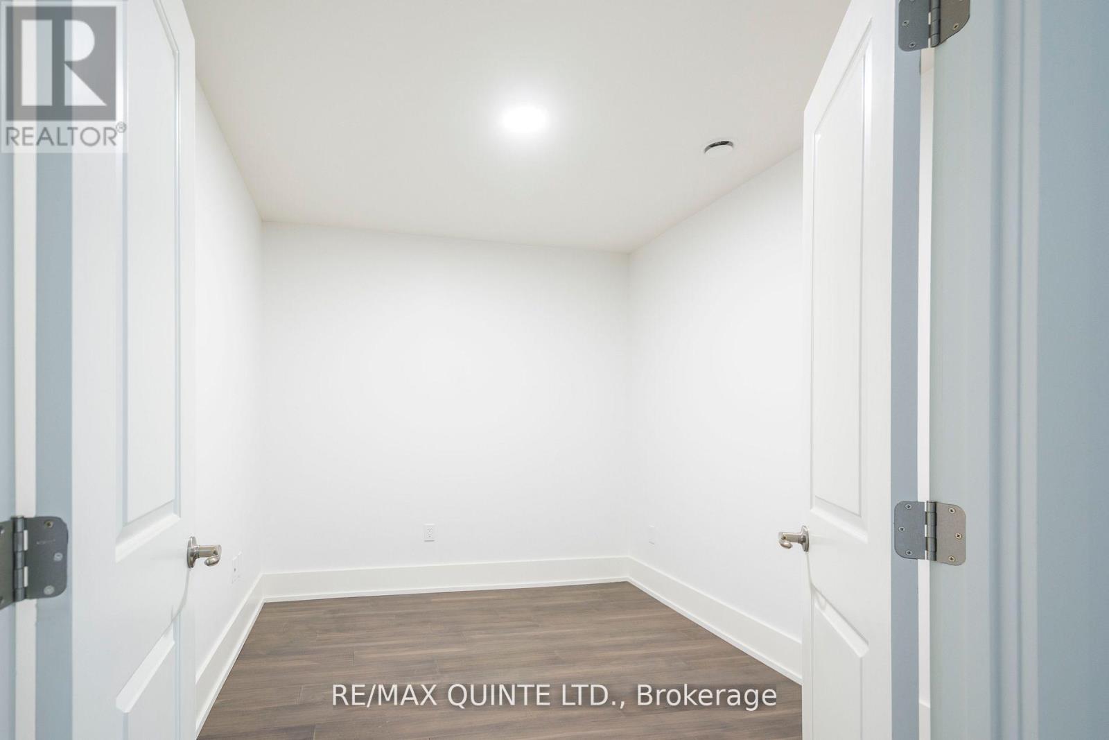 407 - 17 Cleave Avenue, Prince Edward County, Ontario  K0K 2T0 - Photo 26 - X12717960