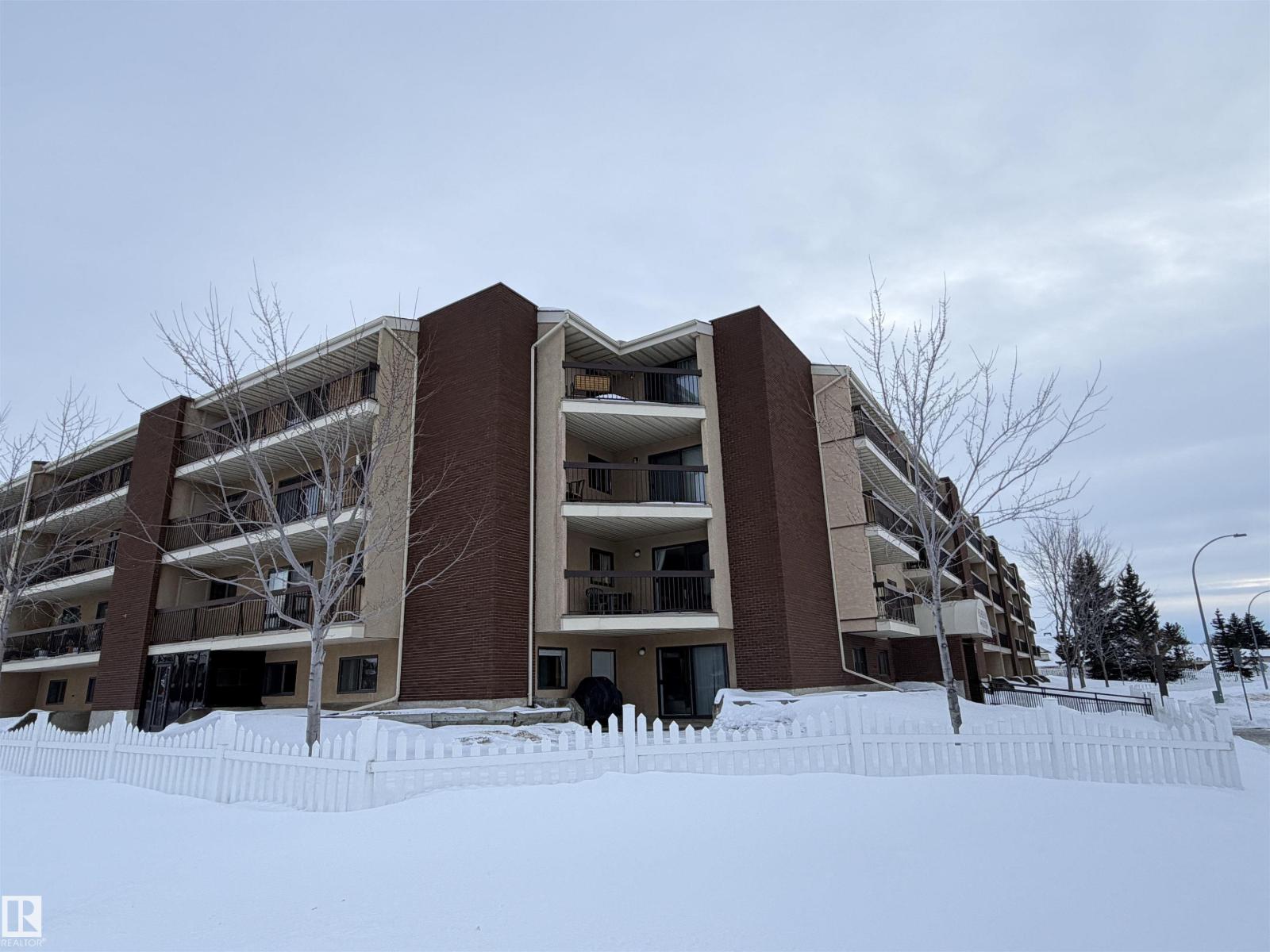 #103 10511 19 Av Nw, Edmonton, Alberta  T6T 5S8 - Photo 2 - E4469343