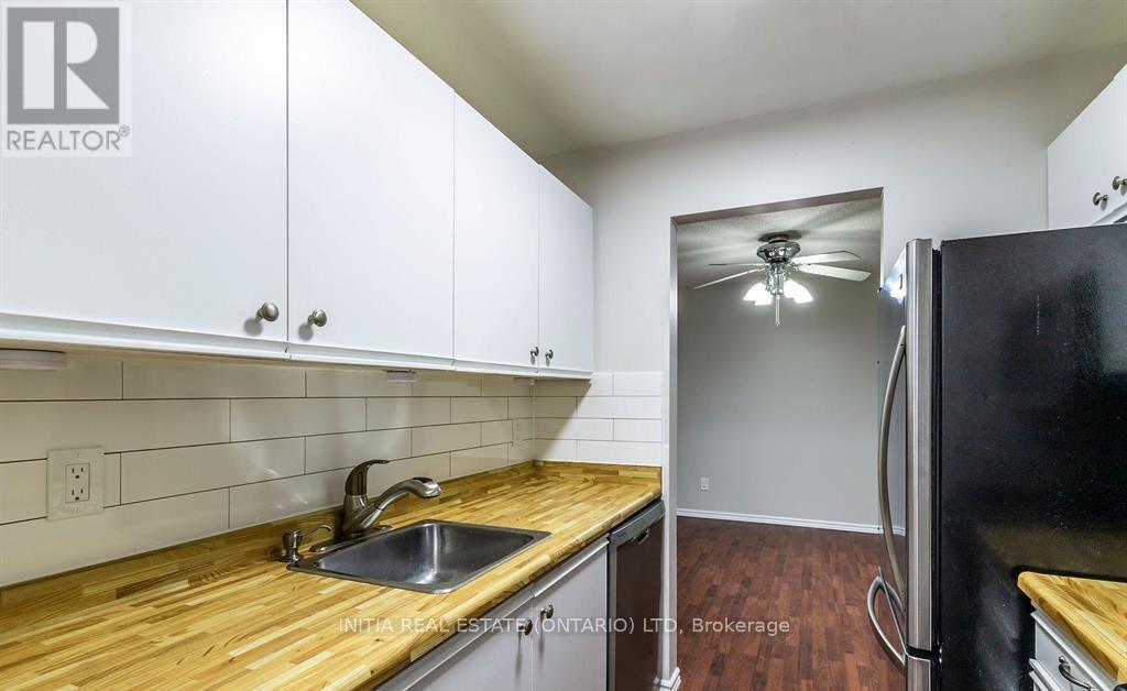 317 - 725 Deveron Crescent, London South, Ontario  N5Z 4X3 - Photo 3 - X12717894