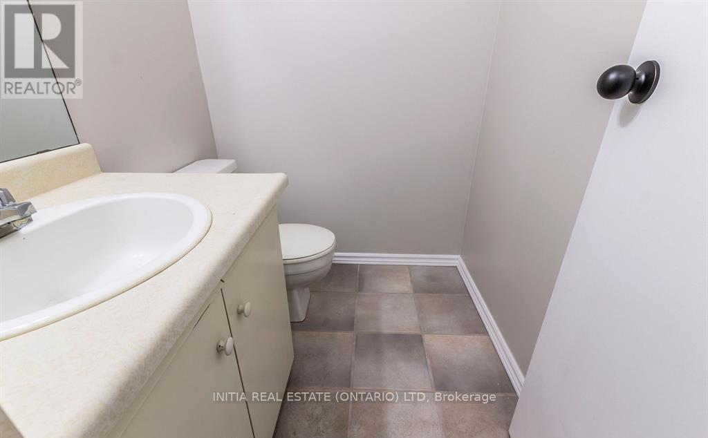 317 - 725 Deveron Crescent, London South, Ontario  N5Z 4X3 - Photo 8 - X12717894