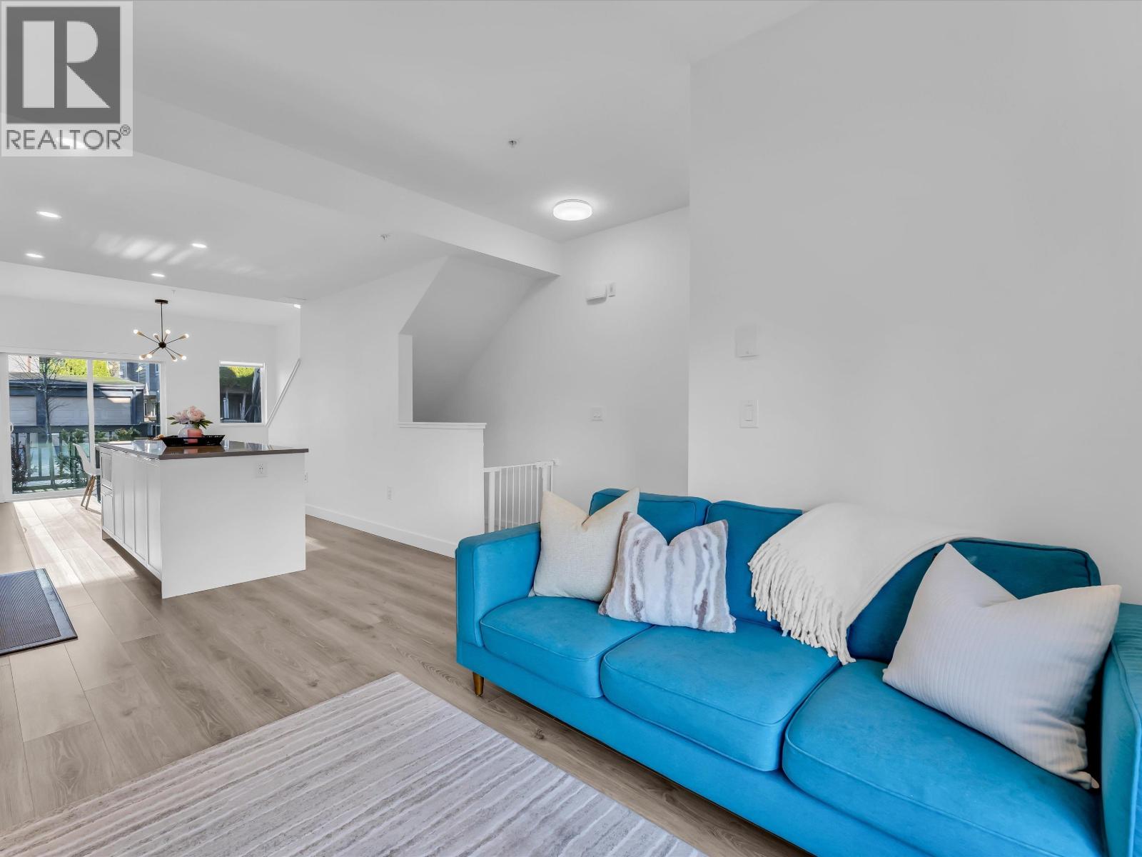 120 609 Sydney Avenue, Coquitlam, British Columbia  V3K 3K1 - Photo 5 - R3081351