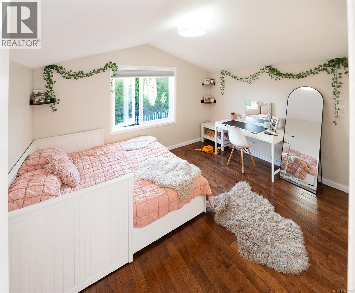 2009 Ferndale Rd, Saanich, British Columbia  V8N 2Y4 - Photo 19 - 1023463