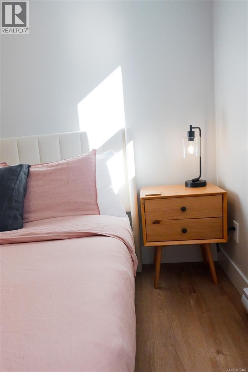 2009 Ferndale Rd, Saanich, British Columbia  V8N 2Y4 - Photo 33 - 1023463