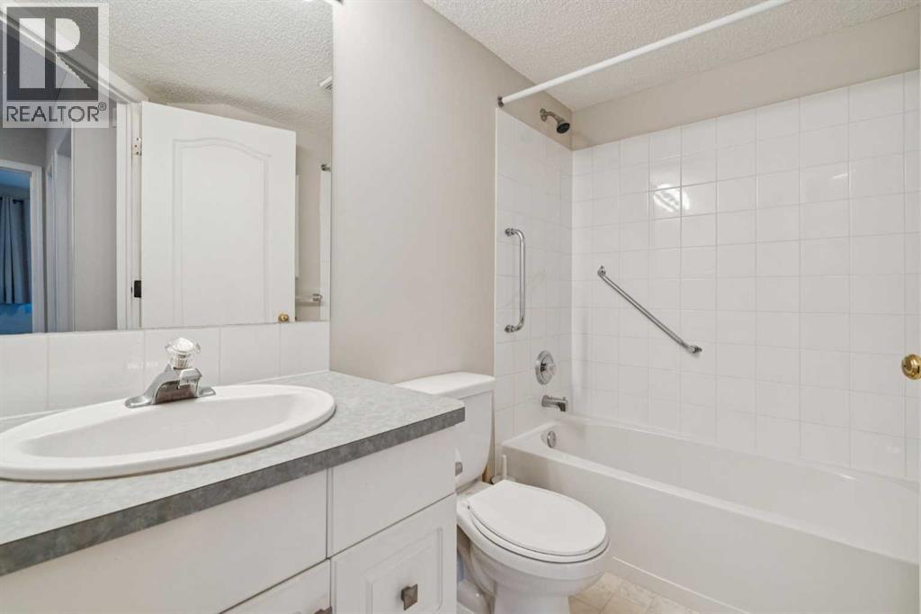 318, 10 Sierra Morena Mews Sw, Calgary, Alberta  T3H 3K6 - Photo 16 - A2279240