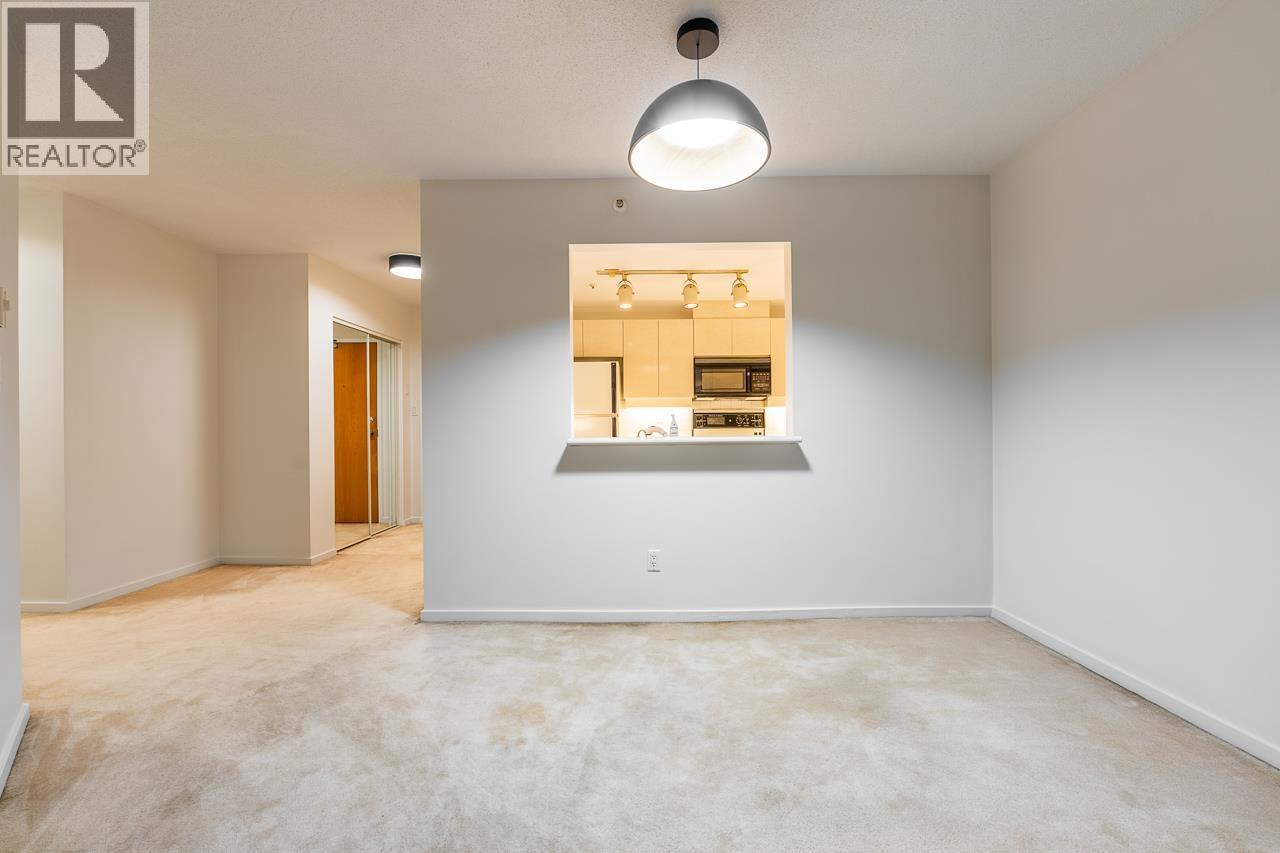 404 2288 Pine St, West Vancouver, British Columbia  V6J 5G4 - Photo 11 - R3081753