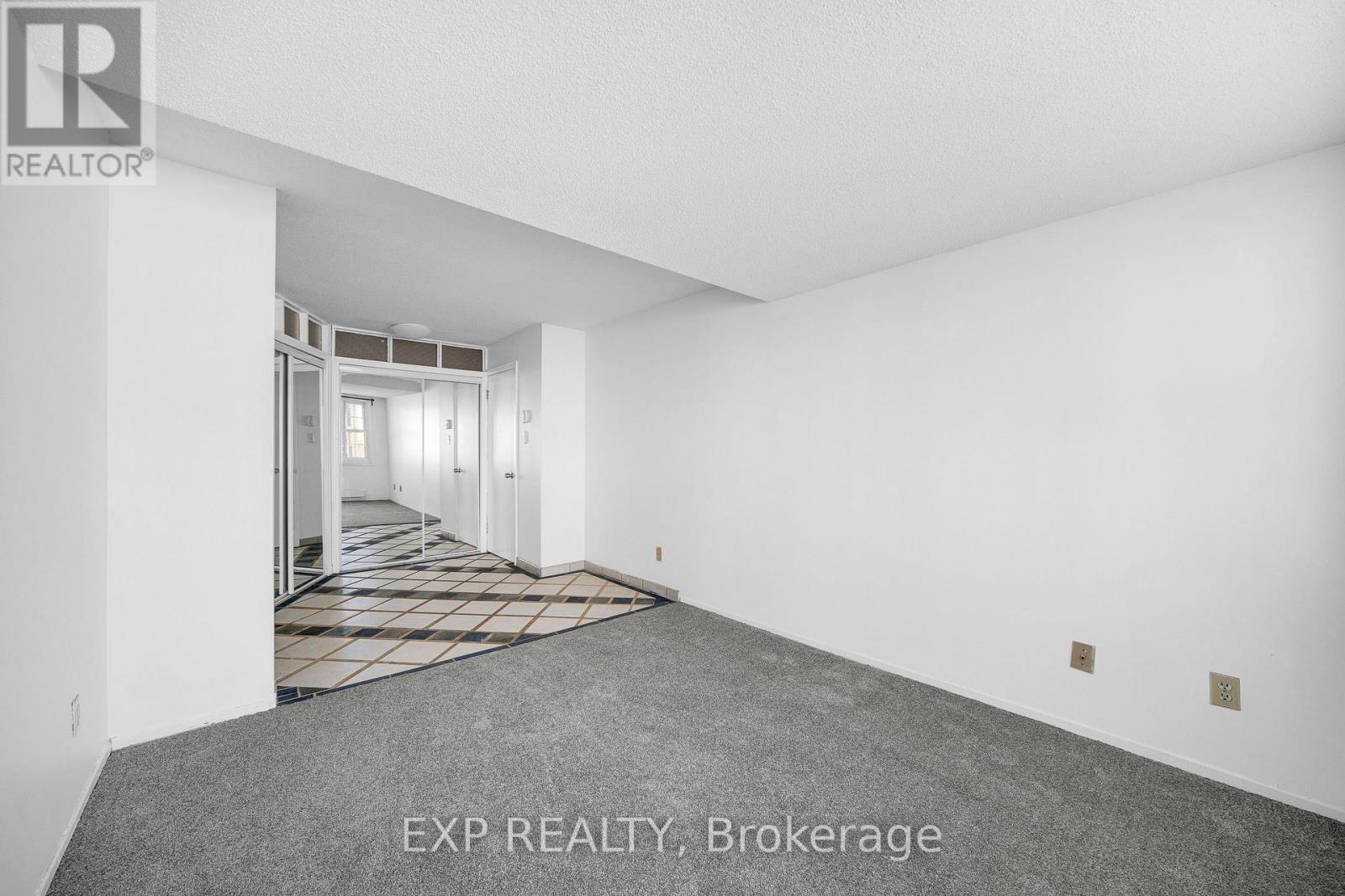 98 Castlegreen Private, Ottawa, Ontario  K1T 3N3 - Photo 14 - X12718016