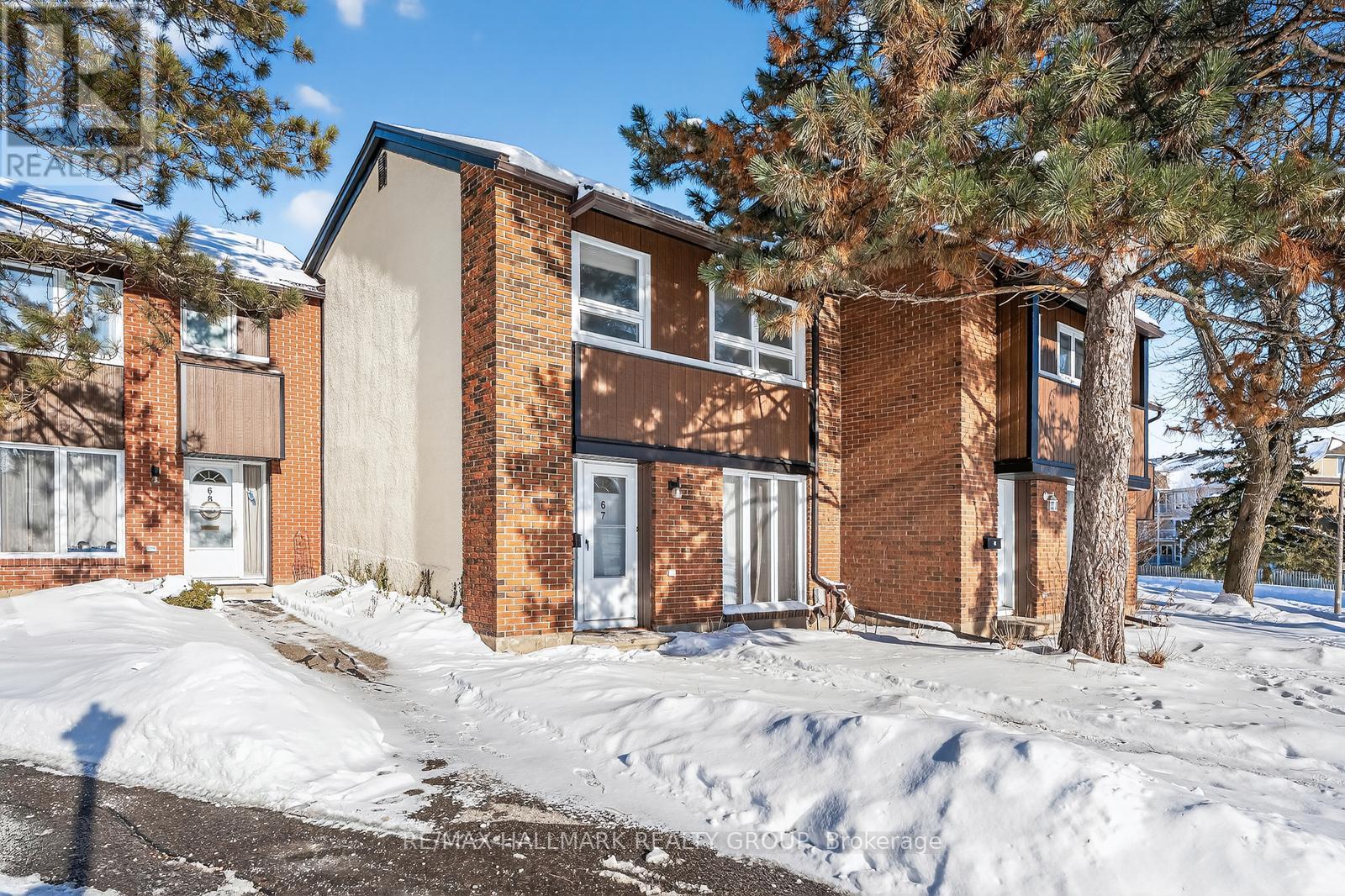 67 - 1900 Marquis Avenue, Ottawa, Ontario  K1J 8J2 - Photo 3 - X12718042