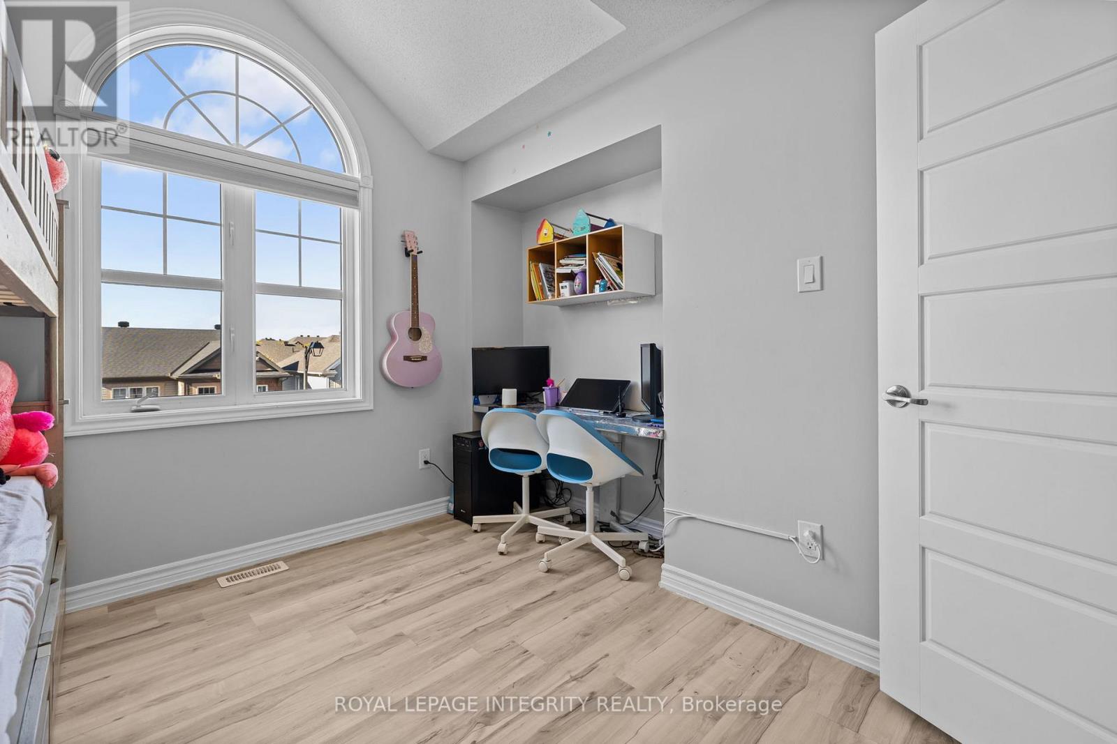 211 Bensinger Way, Ottawa, Ontario  K2S 0P1 - Photo 28 - X12718056