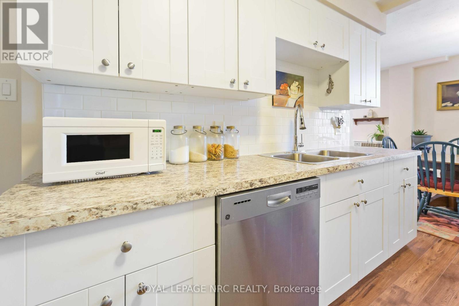 1107 - 35 Towering Heights Boulevard, St. Catharines, Ontario  L2T 3G8 - Photo 15 - X12717898