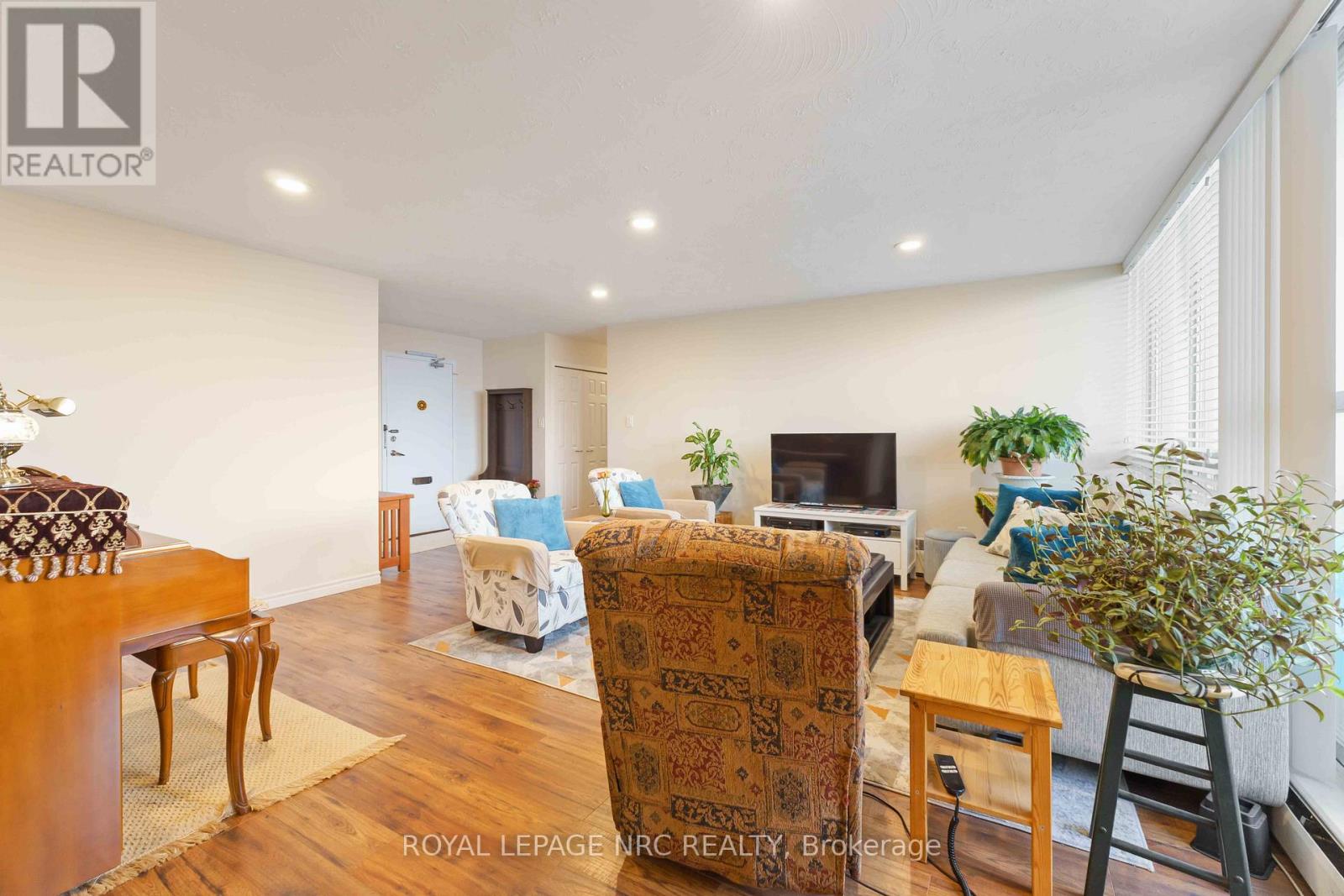 1107 - 35 Towering Heights Boulevard, St. Catharines, Ontario  L2T 3G8 - Photo 6 - X12717898