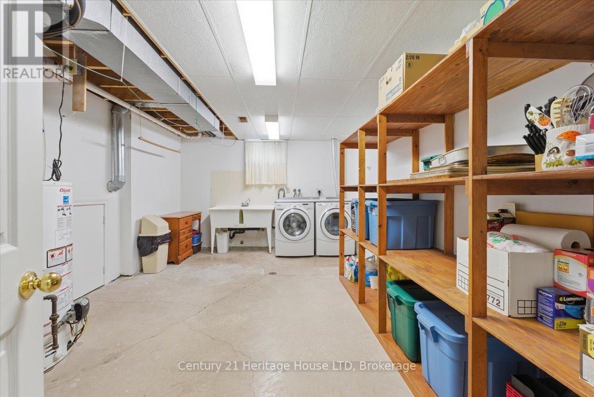 102 Wellandvale Drive, Welland, Ontario  L3C 7C7 - Photo 33 - X12718050