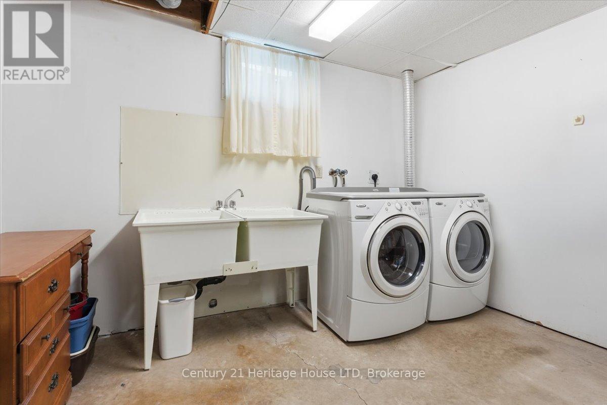 102 Wellandvale Drive, Welland, Ontario  L3C 7C7 - Photo 34 - X12718050