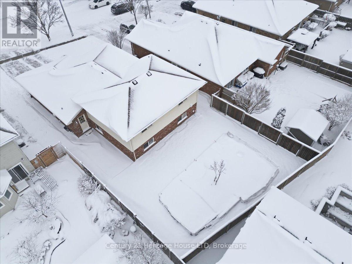 102 Wellandvale Drive, Welland, Ontario  L3C 7C7 - Photo 43 - X12718050