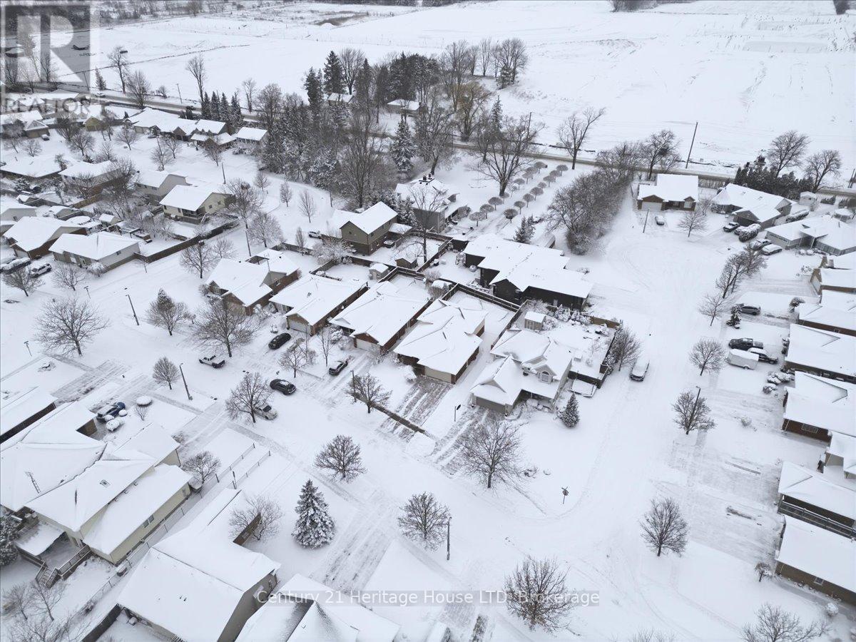 102 Wellandvale Drive, Welland, Ontario  L3C 7C7 - Photo 45 - X12718050