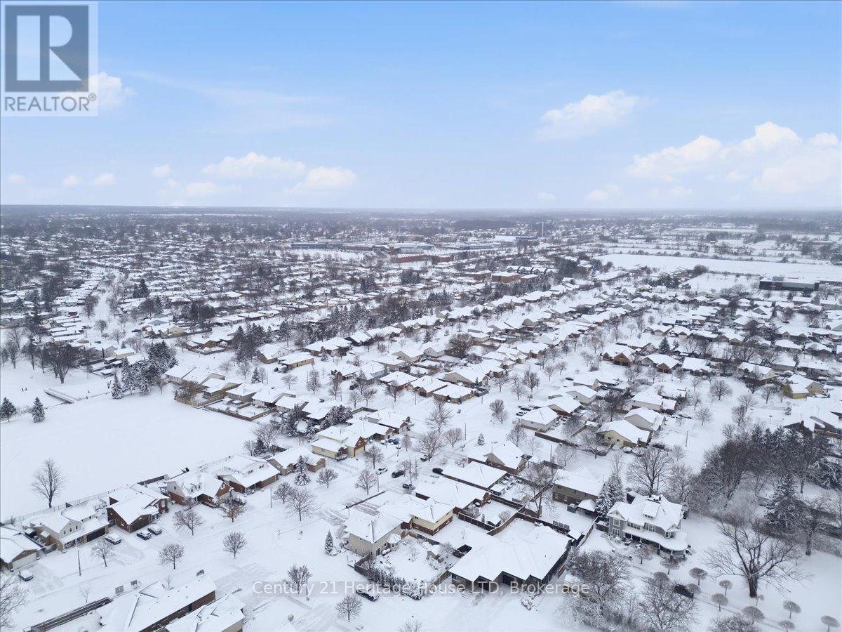 102 Wellandvale Drive, Welland, Ontario  L3C 7C7 - Photo 50 - X12718050