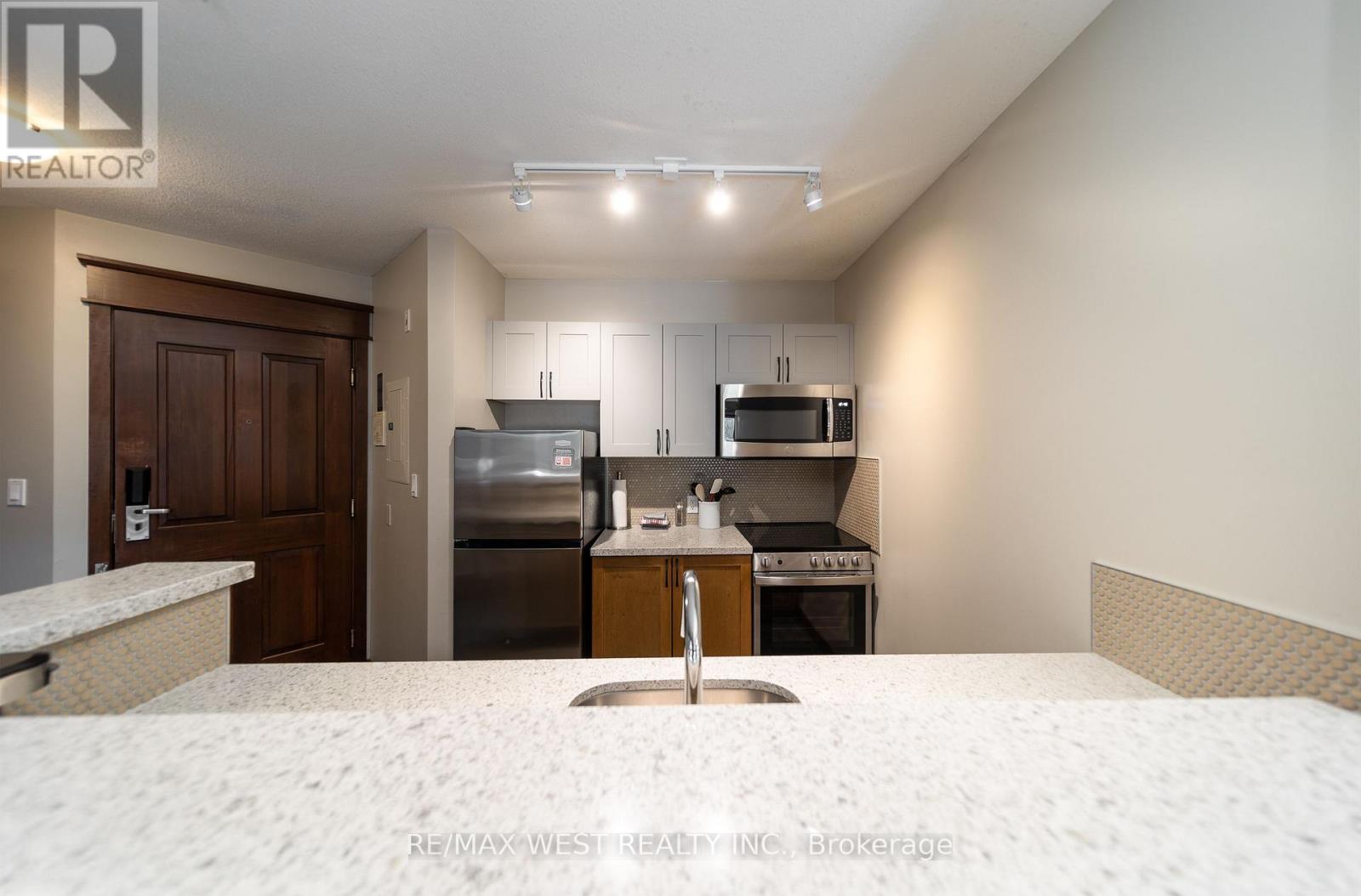 232 - 152 Jozo Weider Boulevard, Blue Mountains, Ontario  L9Y 0V2 - Photo 15 - X12717232