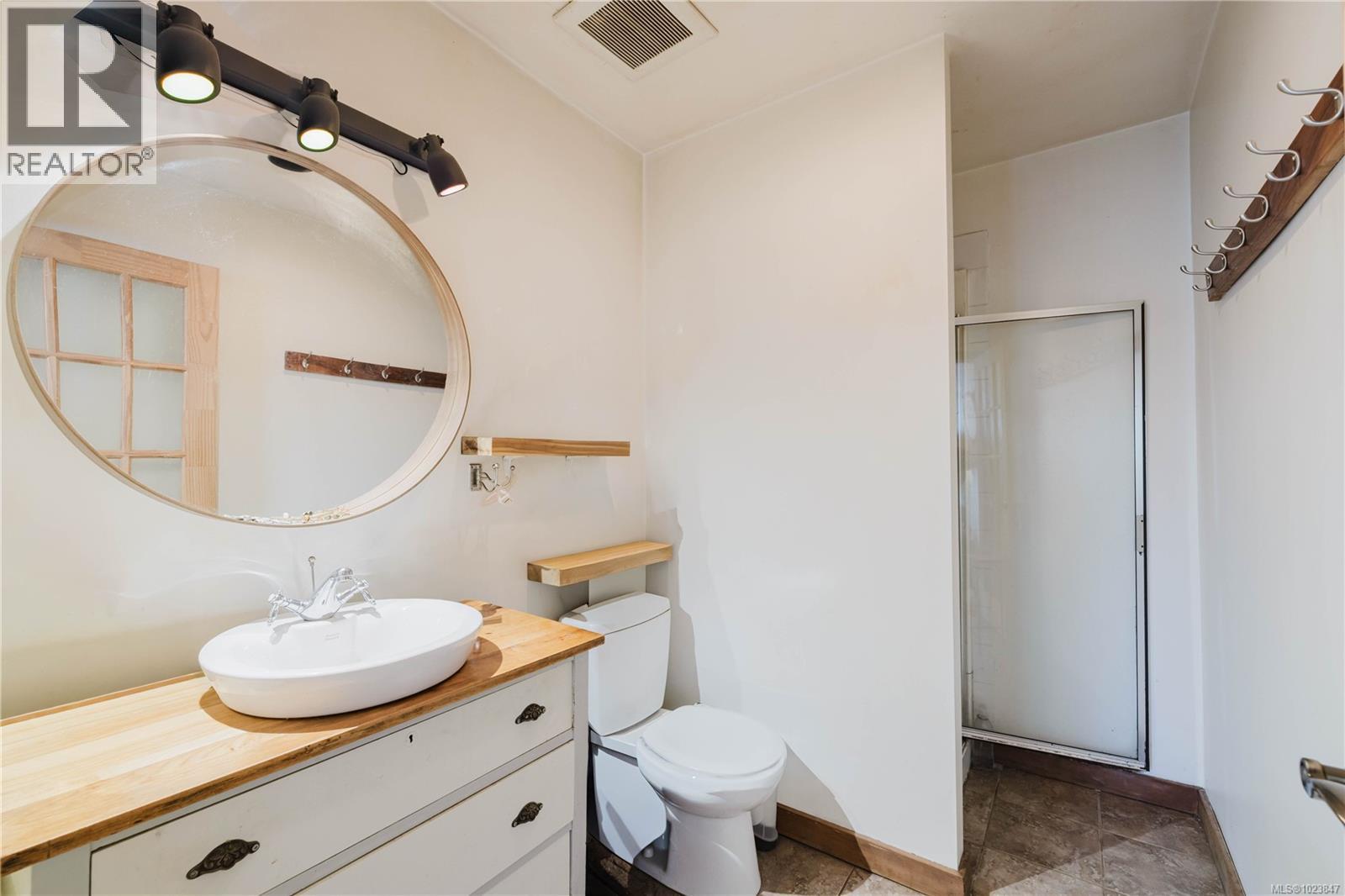 302 229 Ontario St, Victoria, British Columbia  V8V 1N1 - Photo 12 - 1023847