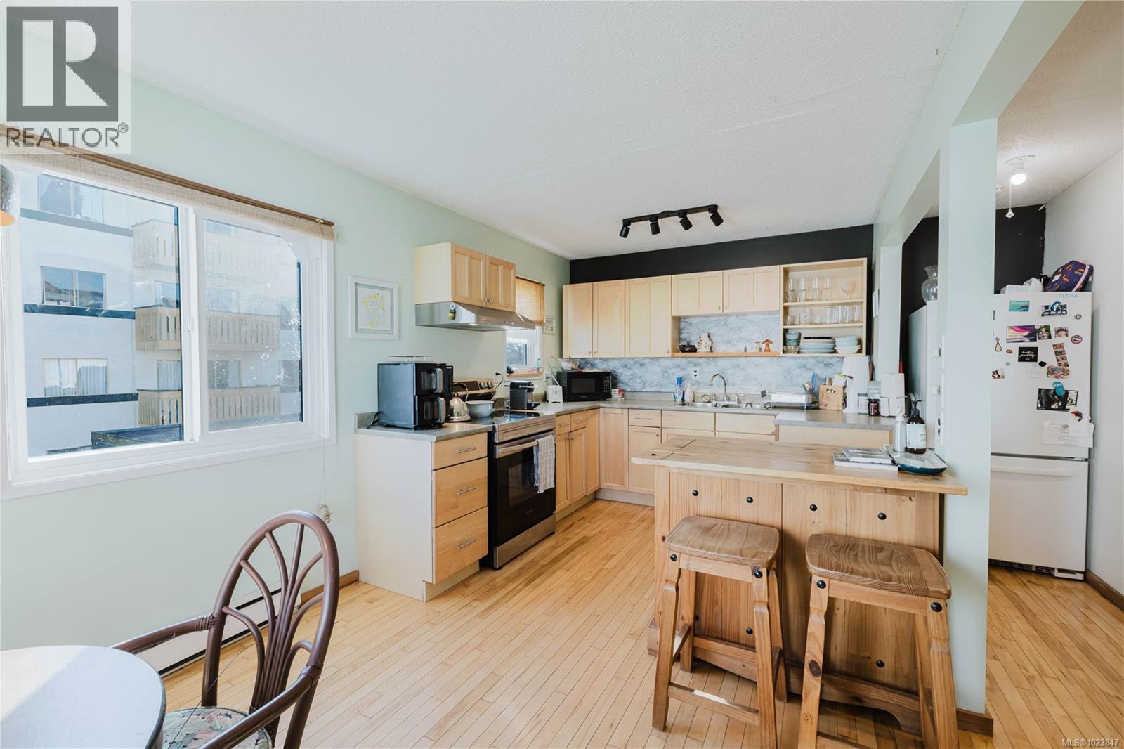 302 229 Ontario St, Victoria, British Columbia  V8V 1N1 - Photo 27 - 1023847