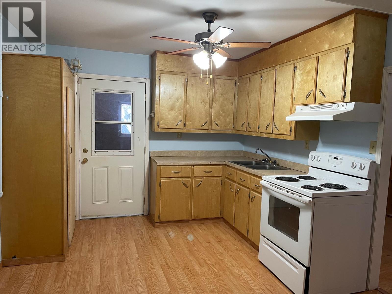 4620 Boundary Road, Fort Nelson, British Columbia  V0C 1R0 - Photo 2 - R3081037