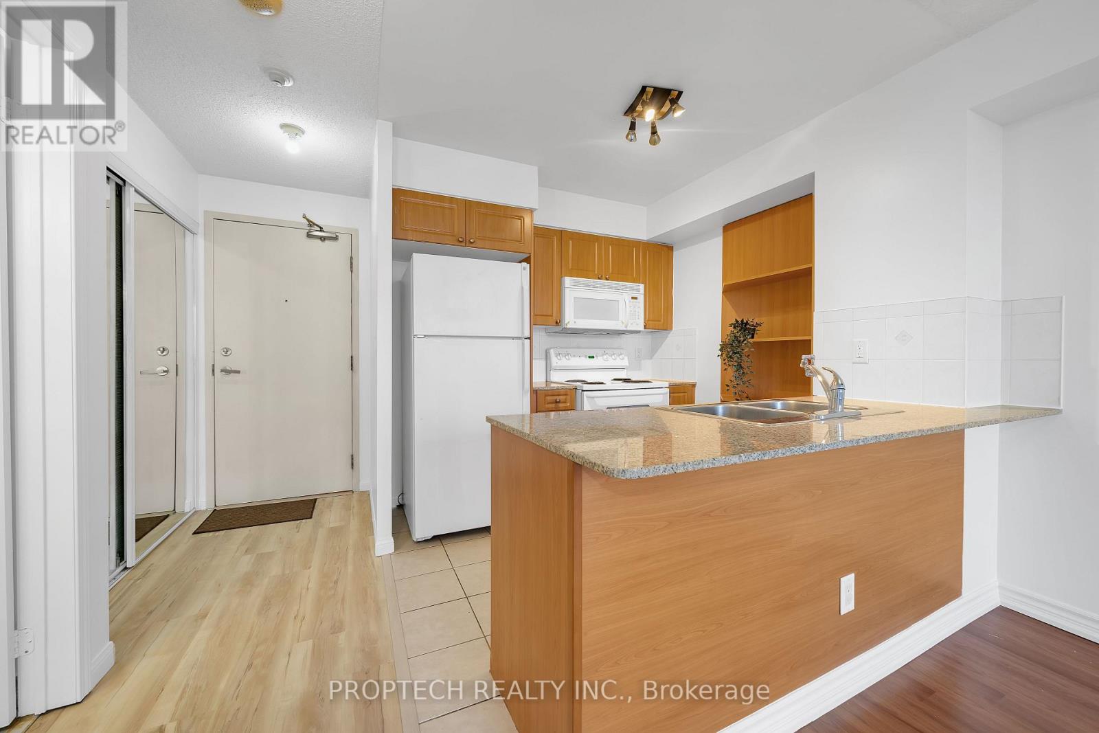 611 - 5940 Yonge Street, Toronto, Ontario  M2M 4M6 - Photo 5 - C12717874