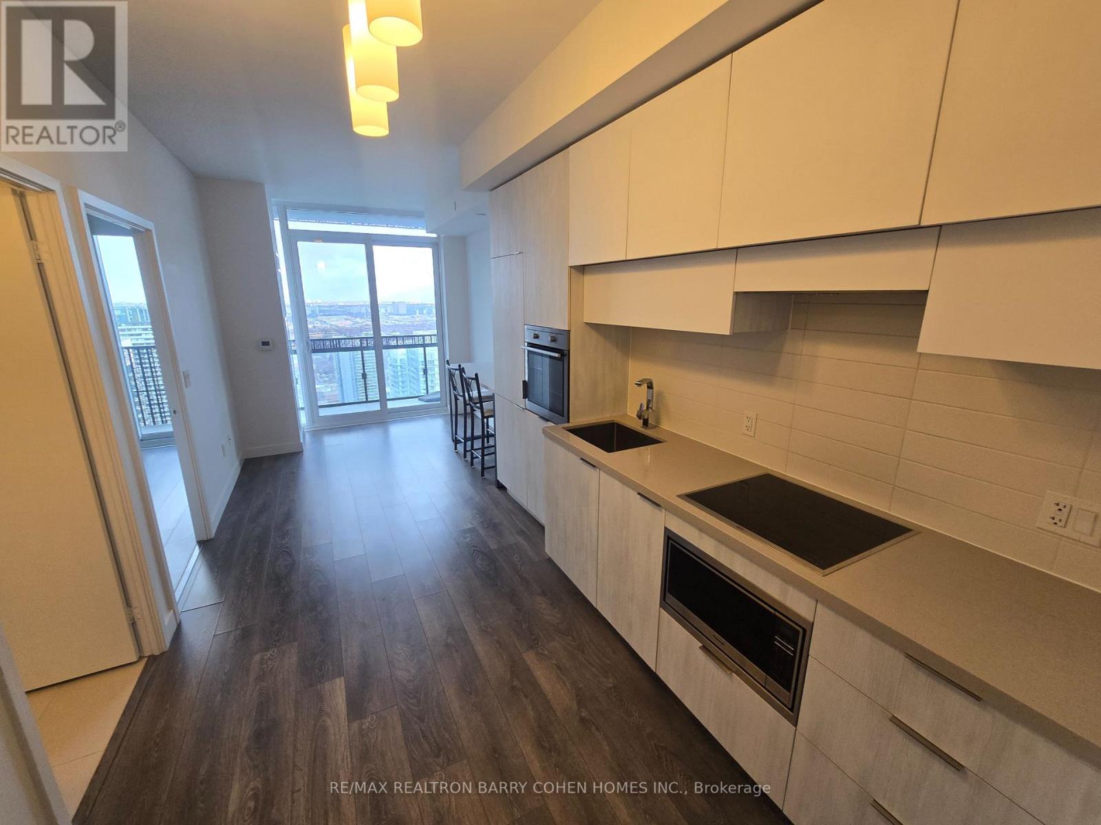 8 Eglinton Avenue East Suite 4209 Avenue, Toronto, Ontario  M4P 1A6 - Photo 4 - C12717978